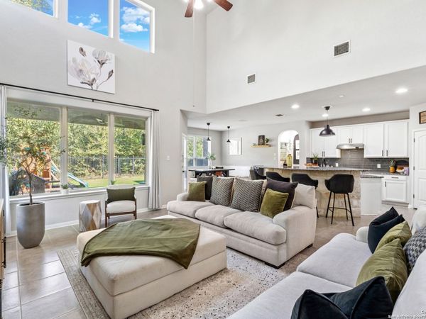 10515 Cima, Helotes, TX 78023