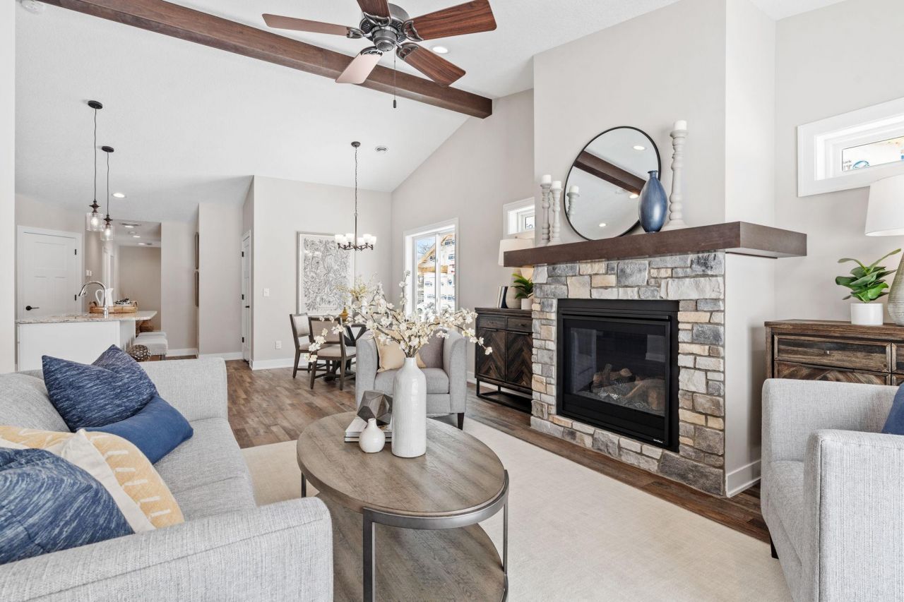 2654 Delaware Avenue, North Saint Paul, MN 55109 Main Photo