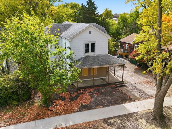 1205 Champaign Avenue, Mattoon, IL 61938