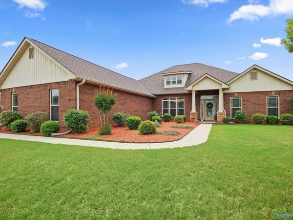 131 Harbor Glen Drive SW, Madison, AL 35756