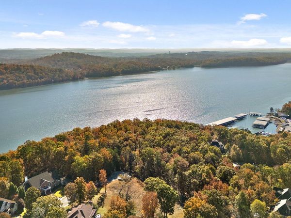 2112 River Bluff Drive, Hixson, TN 37343