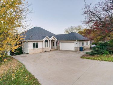 726 N 4th Street, La Crescent, MN 55947