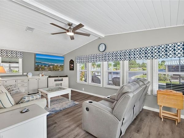 170 Oceans BLVD, Unit 170, NAPLES, FL 34104