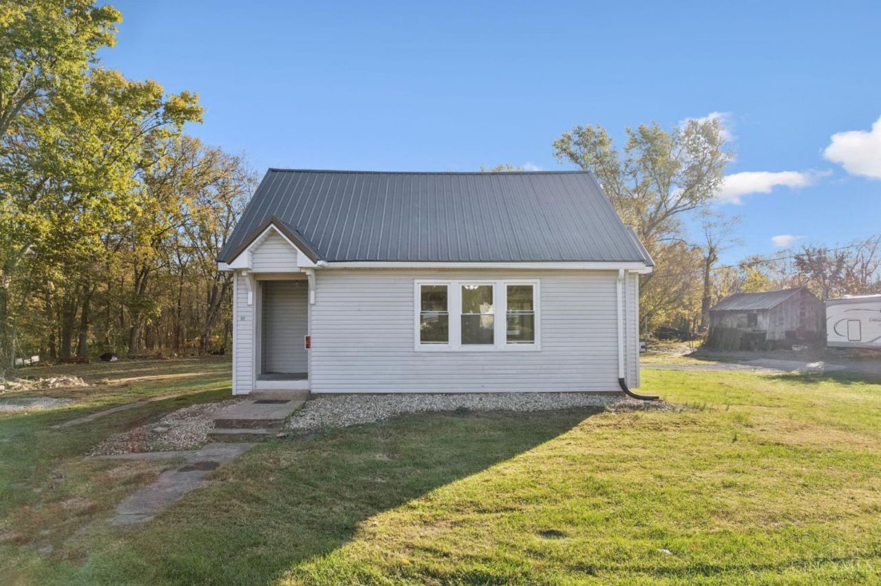 312 White Oak Street, Higginsport, OH 45131 Main Photo