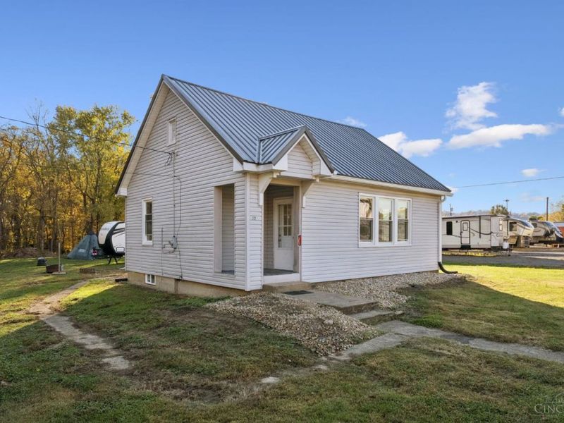 312 White Oak Street, Higginsport, OH 45131 Photo 3