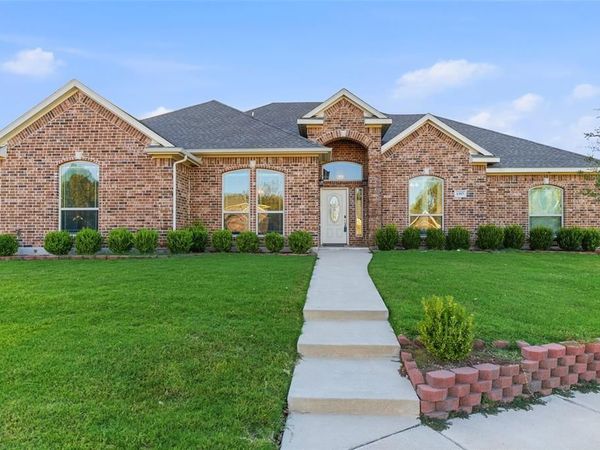 1357 Lake Grove Lane, DeSoto, TX 75115