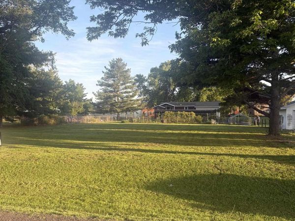 2040 Young Street, Nauvoo, IL 62354
