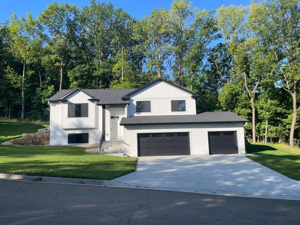 2141 Ponderosa Place SW, Rochester, MN 55902