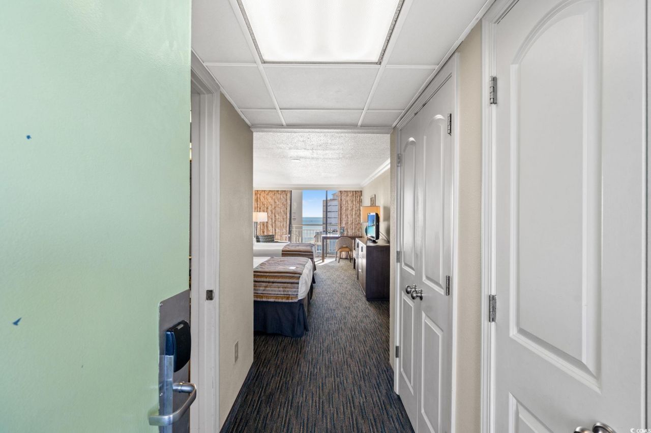 1105 S Ocean Blvd. Photo 4