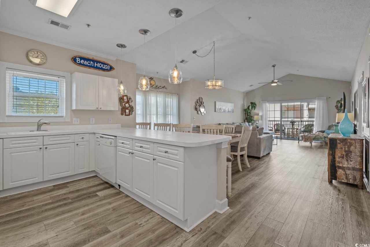 4834 Carnation Circle Photo 5