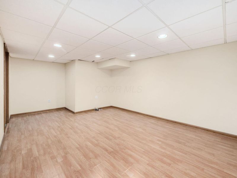 5624 Wigmore Drive, Unit 50B, Columbus, OH 43235 Photo 23