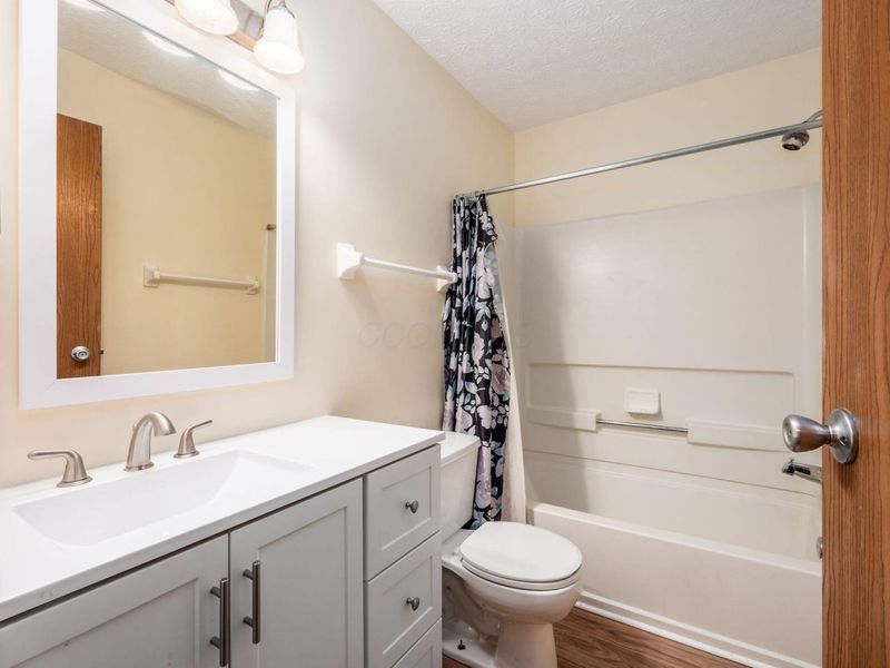 5624 Wigmore Drive, Unit 50B, Columbus, OH 43235 Photo 24