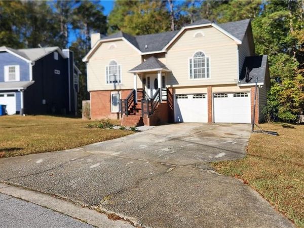 6305 Emerald Pointe Circle, Atlanta, GA 30349