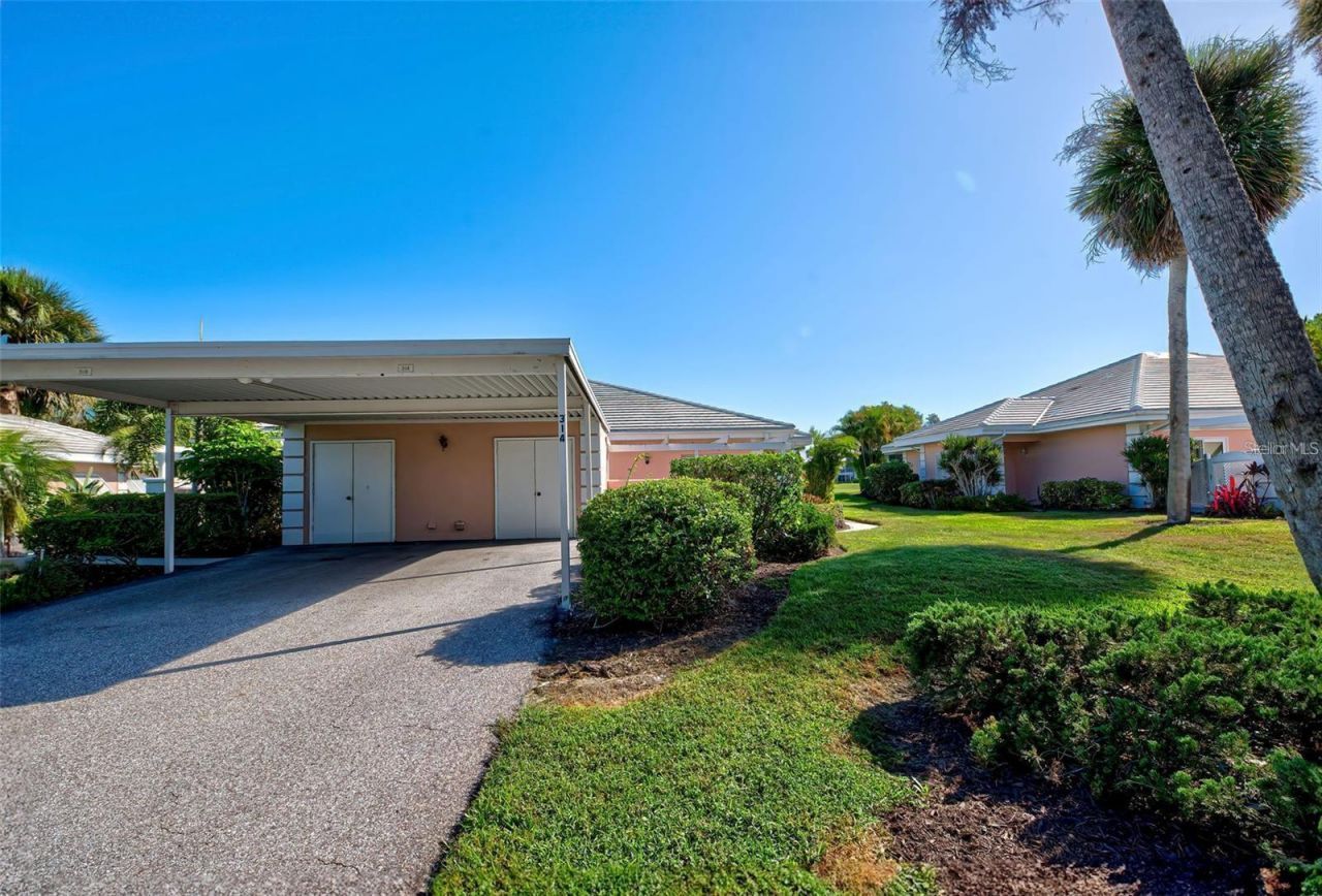 314 Cerromar Way N, Unit 16, Venice, FL 34293 Photo