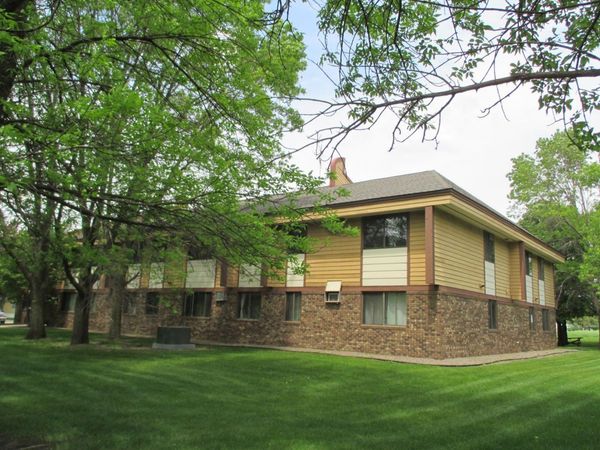 701 N 7th Street, Unit 107, Olivia, MN 56277