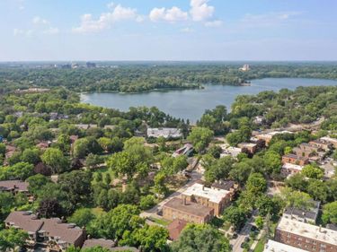 2950 Dean Parkway, Unit 1705, Minneapolis, MN 55416