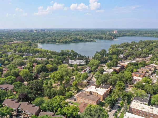 2950 Dean Parkway, Unit 1705, Minneapolis, MN 55416