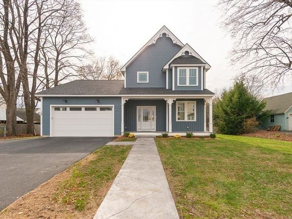 10 Pleasant St, Templeton, MA 01468