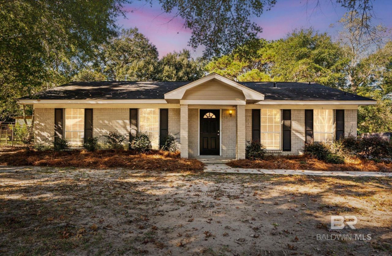 1679 Wagon Wheel Drive, Semmes, AL 36575 Main Photo