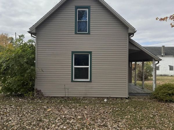 104 S State Street, Goldsmith, IN 46045