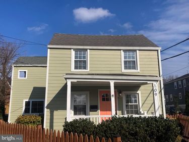 109 N BROOKSIDE DRIVE, ARLINGTON, VA 22201