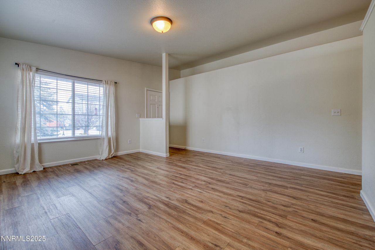 17780 Oakview Court, Reno, NV 89508 Photo