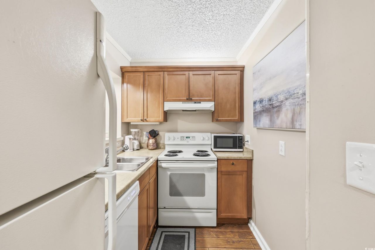 415 Ocean Creek Dr. Photo 12