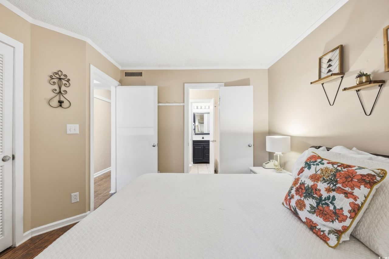 415 Ocean Creek Dr. Photo 6