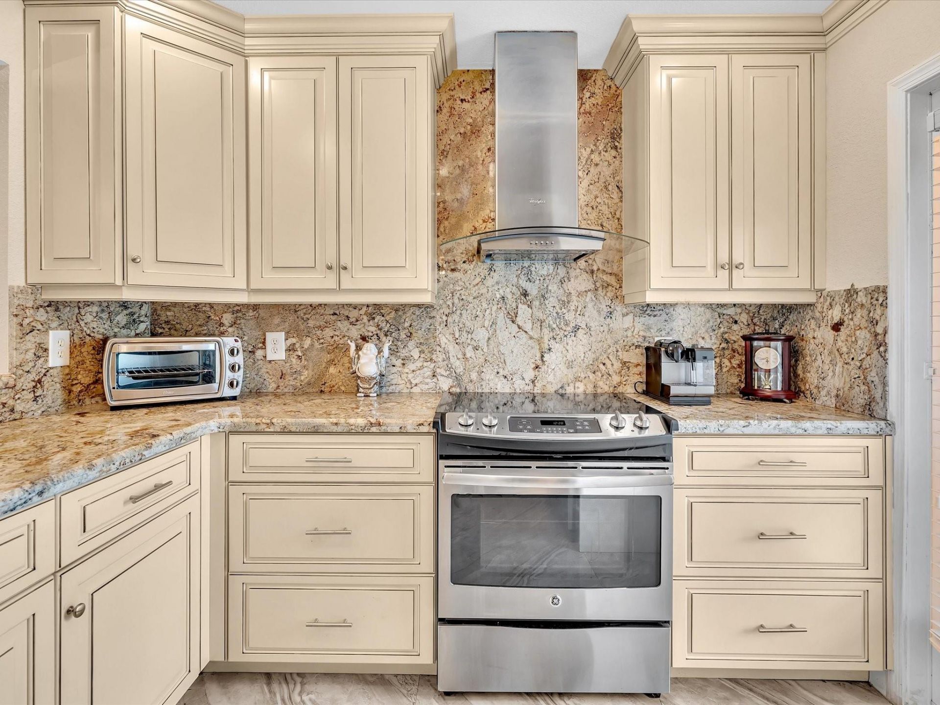 3990 NW 42nd Avenue, Unit 308, Lauderdale Lakes, FL 33319 Photo