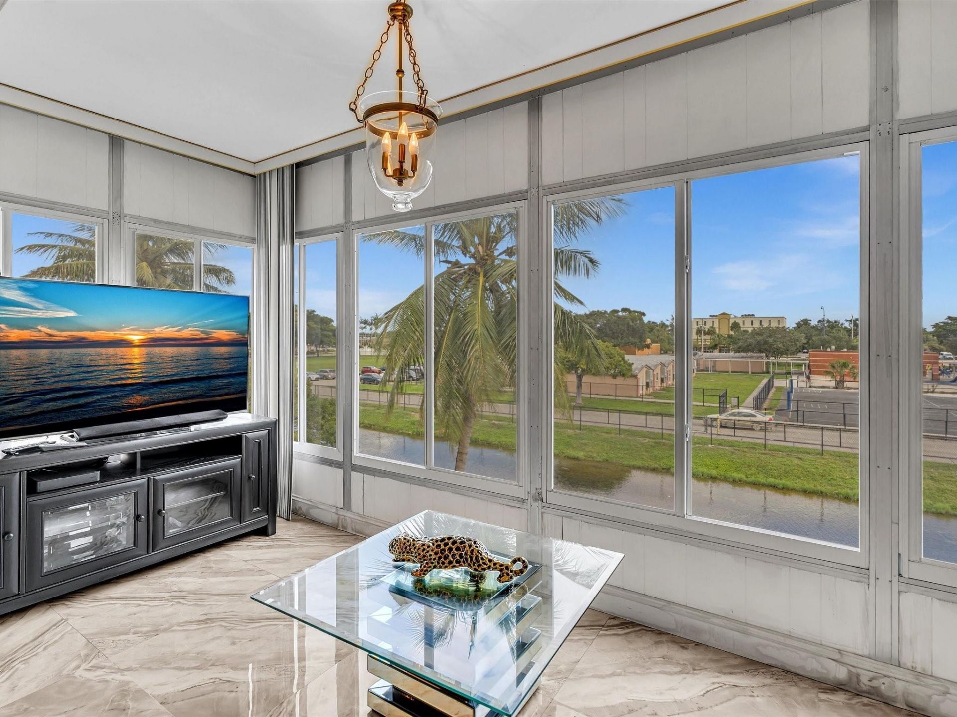 3990 NW 42nd Avenue, Unit 308, Lauderdale Lakes, FL 33319 Photo