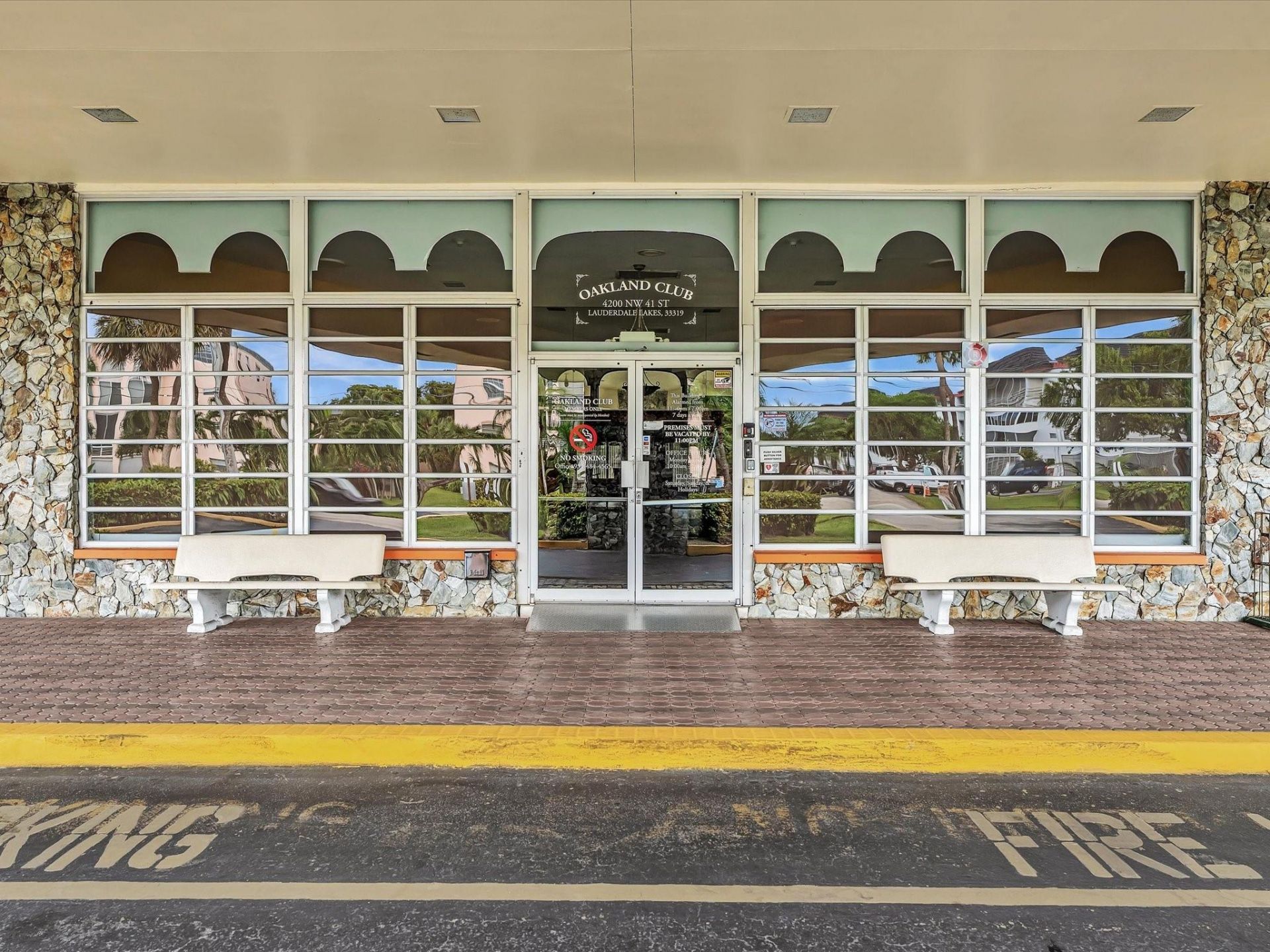 3990 NW 42nd Avenue, Unit 308, Lauderdale Lakes, FL 33319 Photo