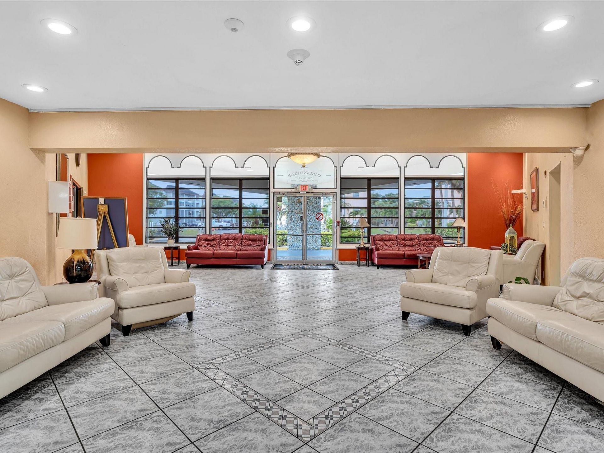 3990 NW 42nd Avenue, Unit 308, Lauderdale Lakes, FL 33319 Photo