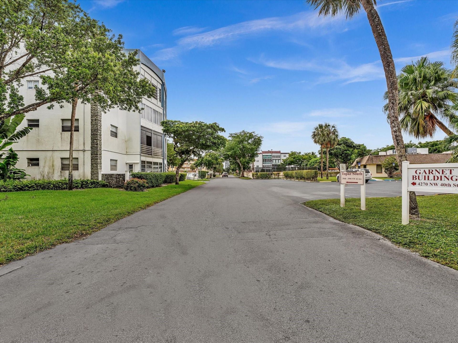 3990 NW 42nd Avenue, Unit 308, Lauderdale Lakes, FL 33319 Photo