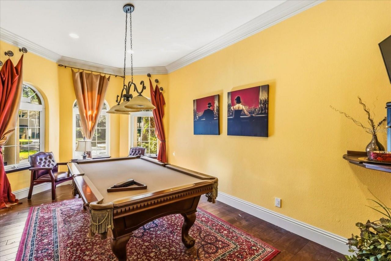 911 Jungle Avenue N, Saint Petersburg, FL 33710 Photo