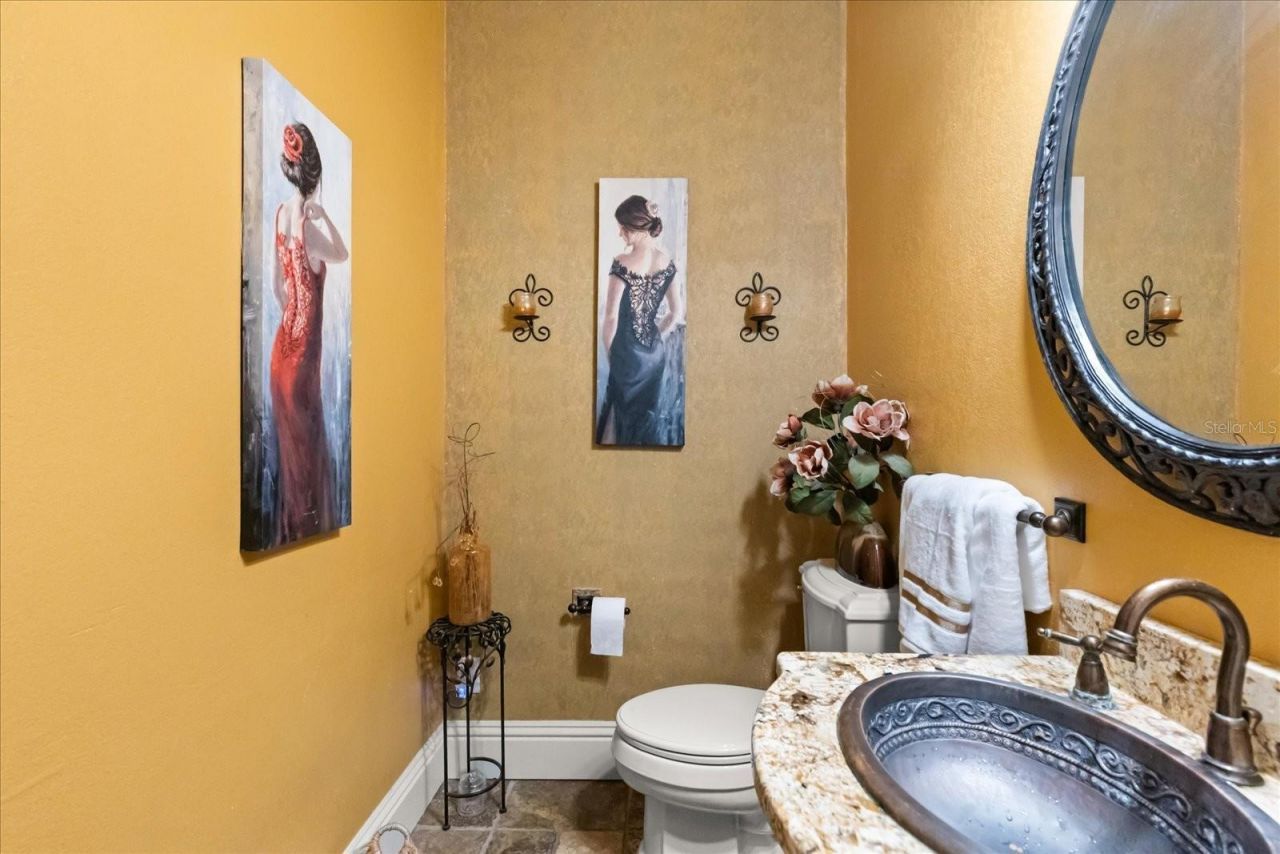 911 Jungle Avenue N, Saint Petersburg, FL 33710 Photo