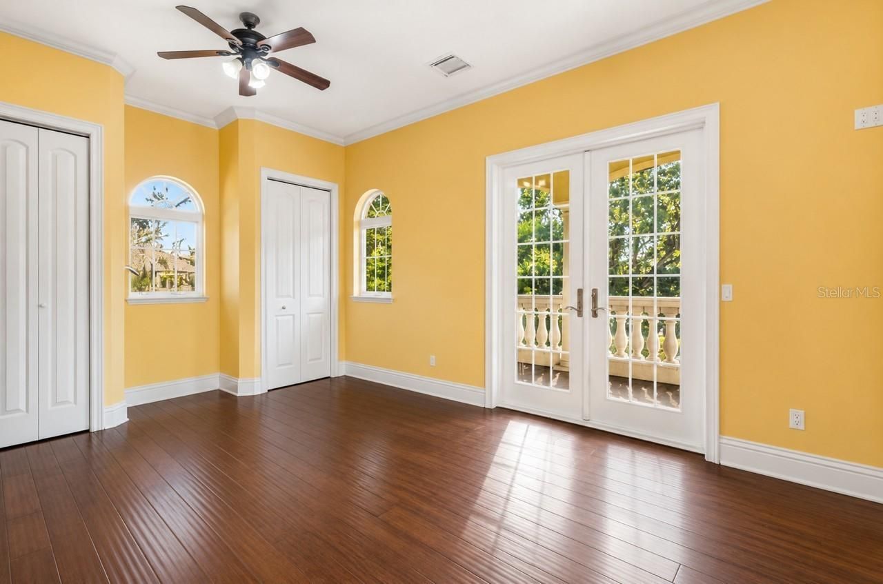 911 Jungle Avenue N, Saint Petersburg, FL 33710 Photo