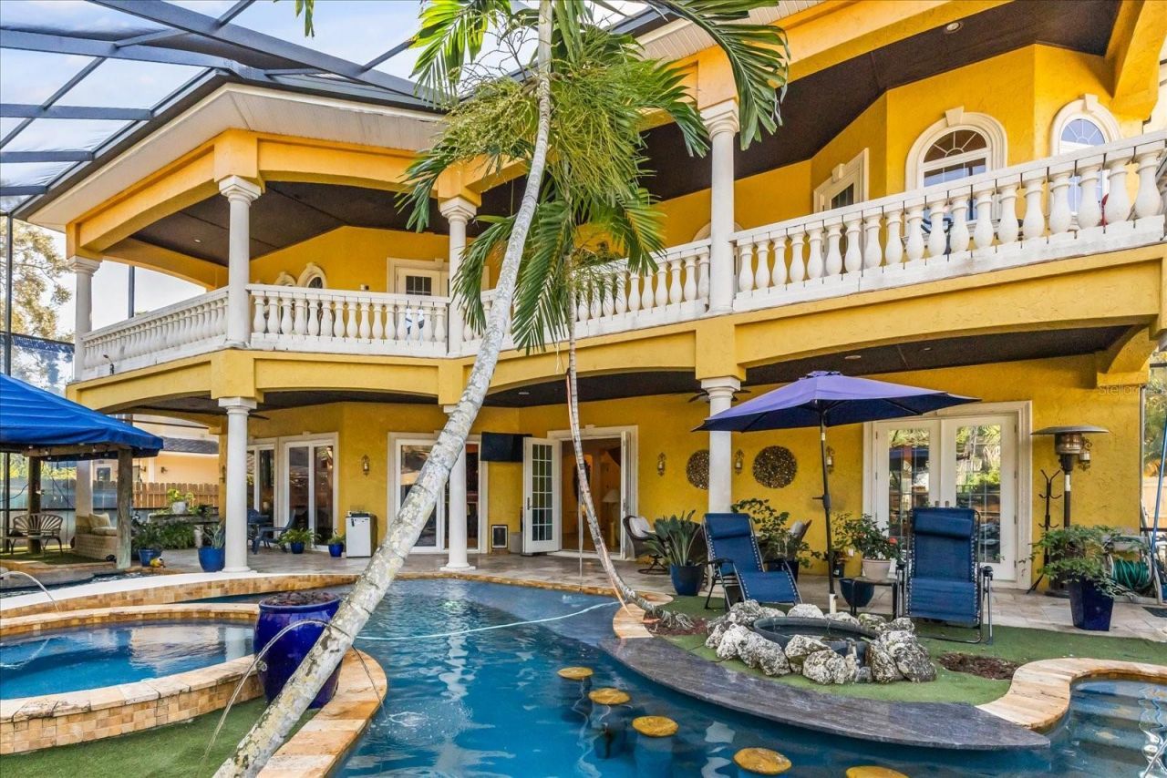 911 Jungle Avenue N, Saint Petersburg, FL 33710 Photo