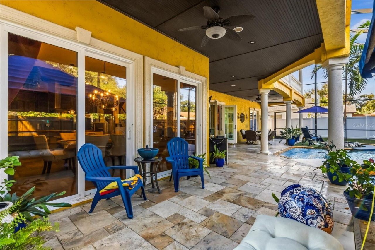 911 Jungle Avenue N, Saint Petersburg, FL 33710 Photo