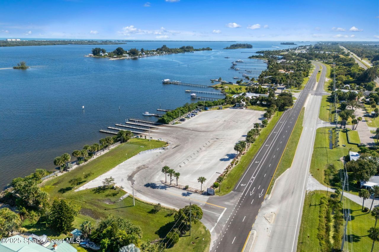 3670 Painted Bunting Place, Grant, FL 32949 Photo