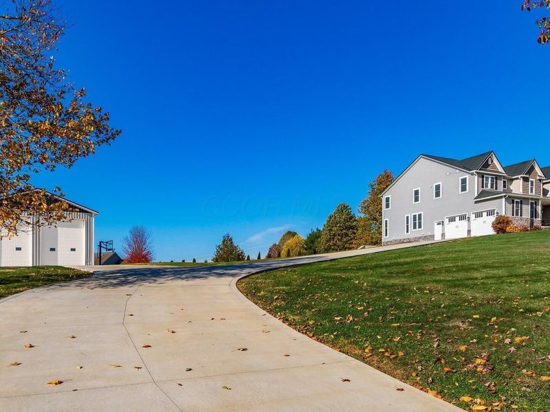 90 Louella Drive, Hebron, OH 43025 Photo 1