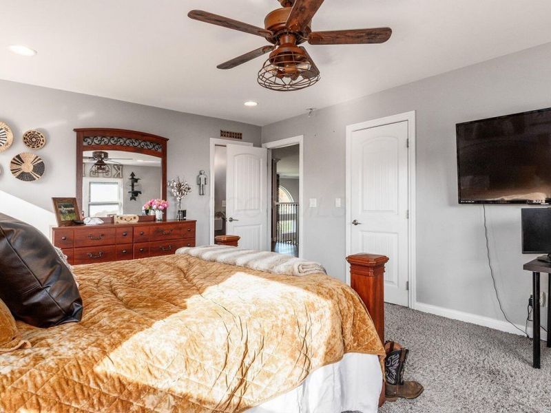 90 Louella Drive, Hebron, OH 43025 Photo 33