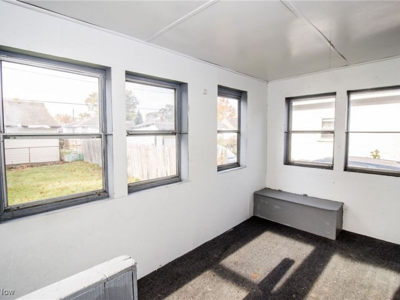 3818 Highland Road, Cleveland, OH 44111 Photo 27