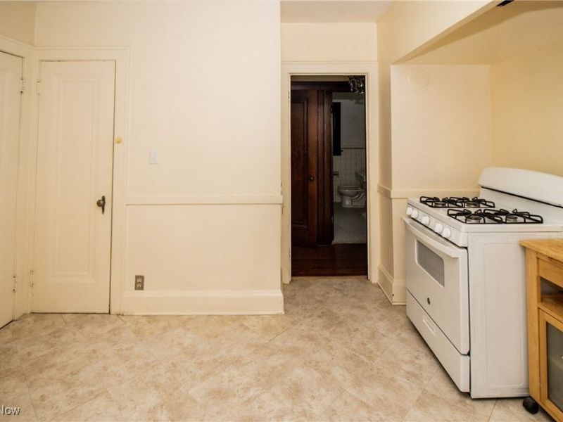 2671 E 130th Street, Cleveland, OH 44120 Photo 19