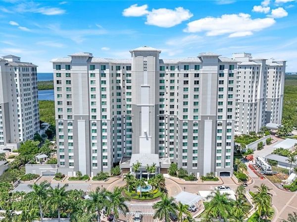 275 Indies WAY, Unit 706, NAPLES, FL 34110