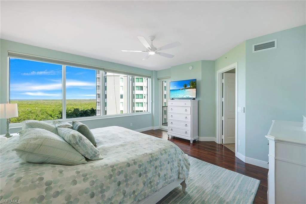 275 Indies Way, Unit 706, Naples, FL 34110 Photo
