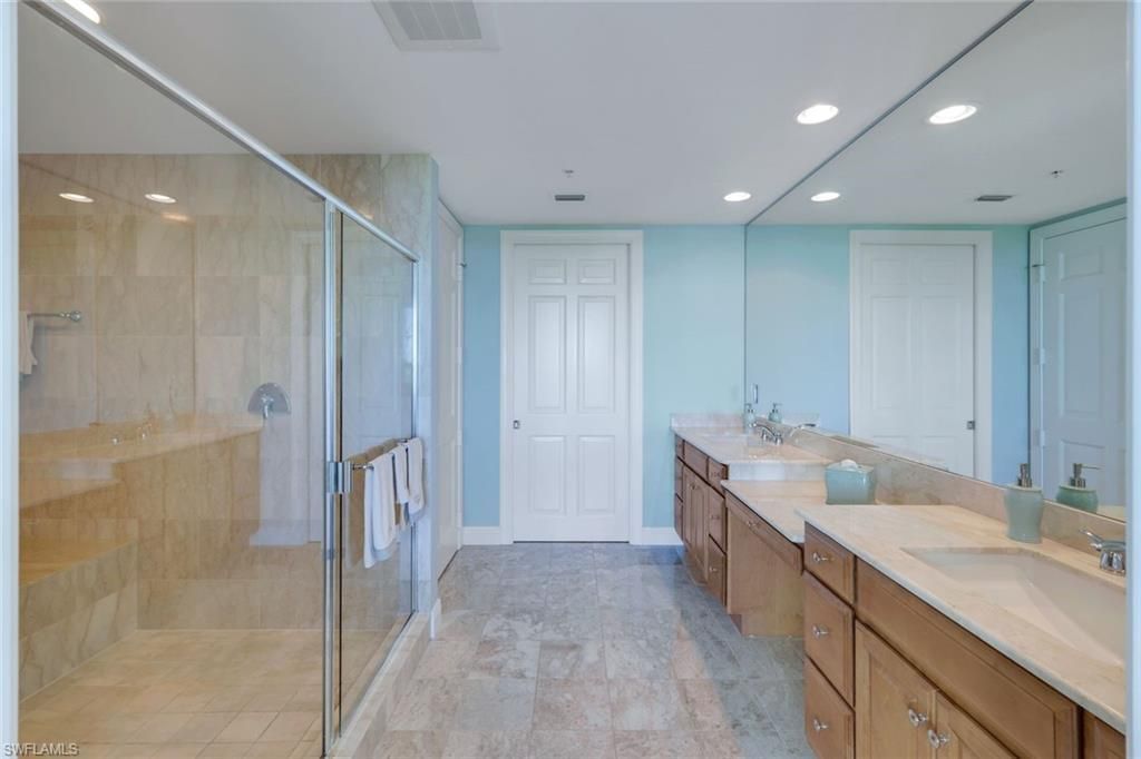 275 Indies Way, Unit 706, Naples, FL 34110 Photo