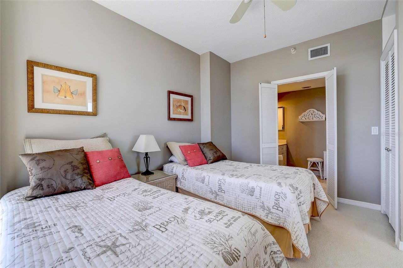 1800 Benjamin Franklin Drive, Unit A202, Sarasota, FL 34236 Photo