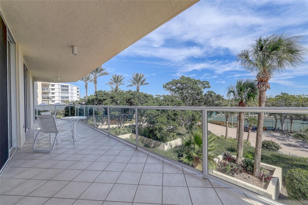 1800 Benjamin Franklin Drive, Unit A202, Sarasota, FL 34236 Photo