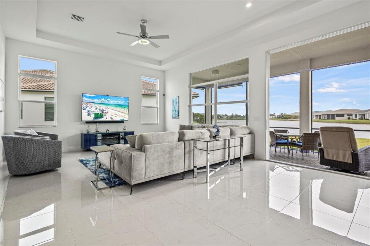 8580 SW Cantante Way, Port Saint Lucie, FL 34987 Photo