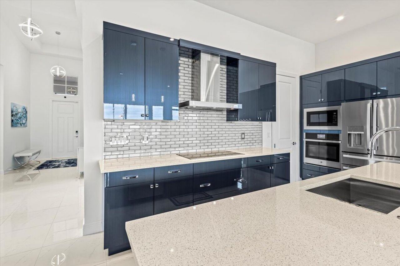 8580 SW Cantante Way, Port Saint Lucie, FL 34987 Photo